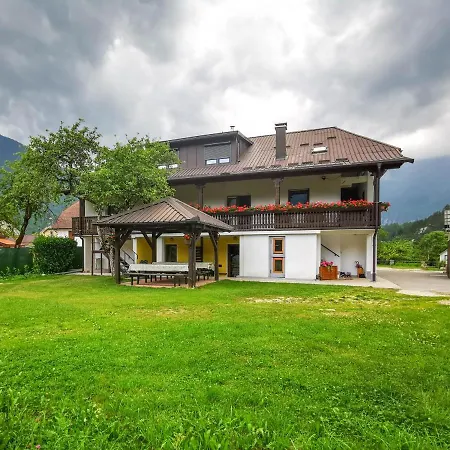 Апартаменты Apartmaji Jakob 1 Бовец