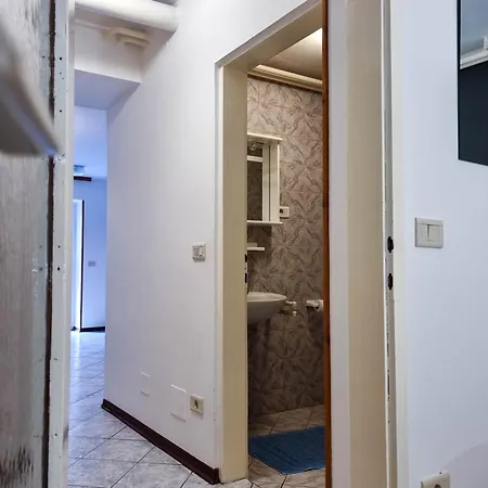 Apartmaji Jakob 1 *