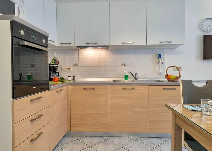 Apartmaji Jakob 1 아파트 *